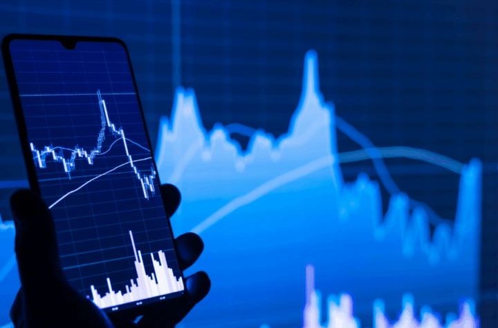 The Ultimate Guide to Choosing the Right Prop Firm for Your Trading Journey